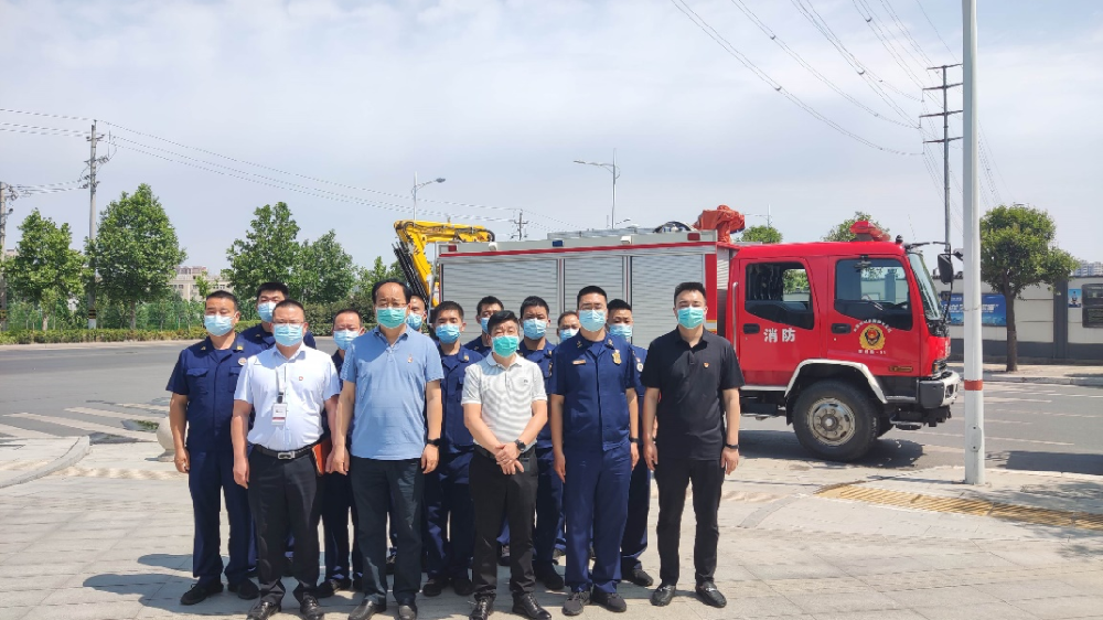 【黨建園地】鄭投產(chǎn)業(yè)園黨支部與鄭州市消防救援支隊(duì)搜救犬站黨支部共聯(lián)共建，開(kāi)展平安建設(shè)主題實(shí)踐活動(dòng)