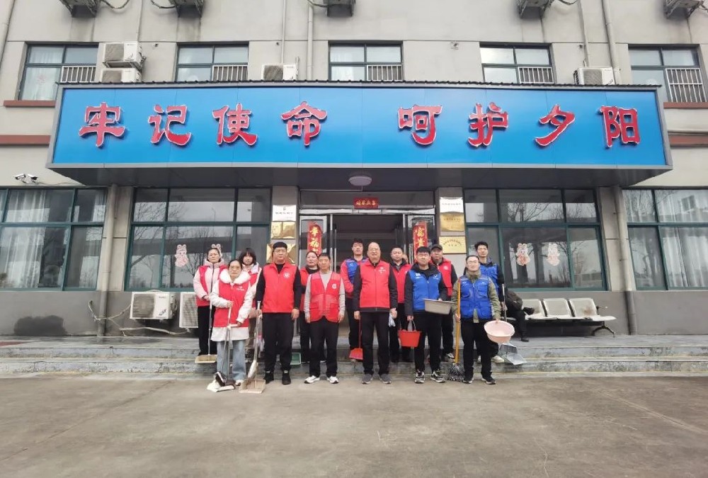 【新時代文明實踐推動周】學(xué)習雷鋒送溫暖，敬老院內(nèi)顯溫情│鄭投產(chǎn)業(yè)園公司開展“學(xué)雷鋒 我行動”文明實踐主題活動